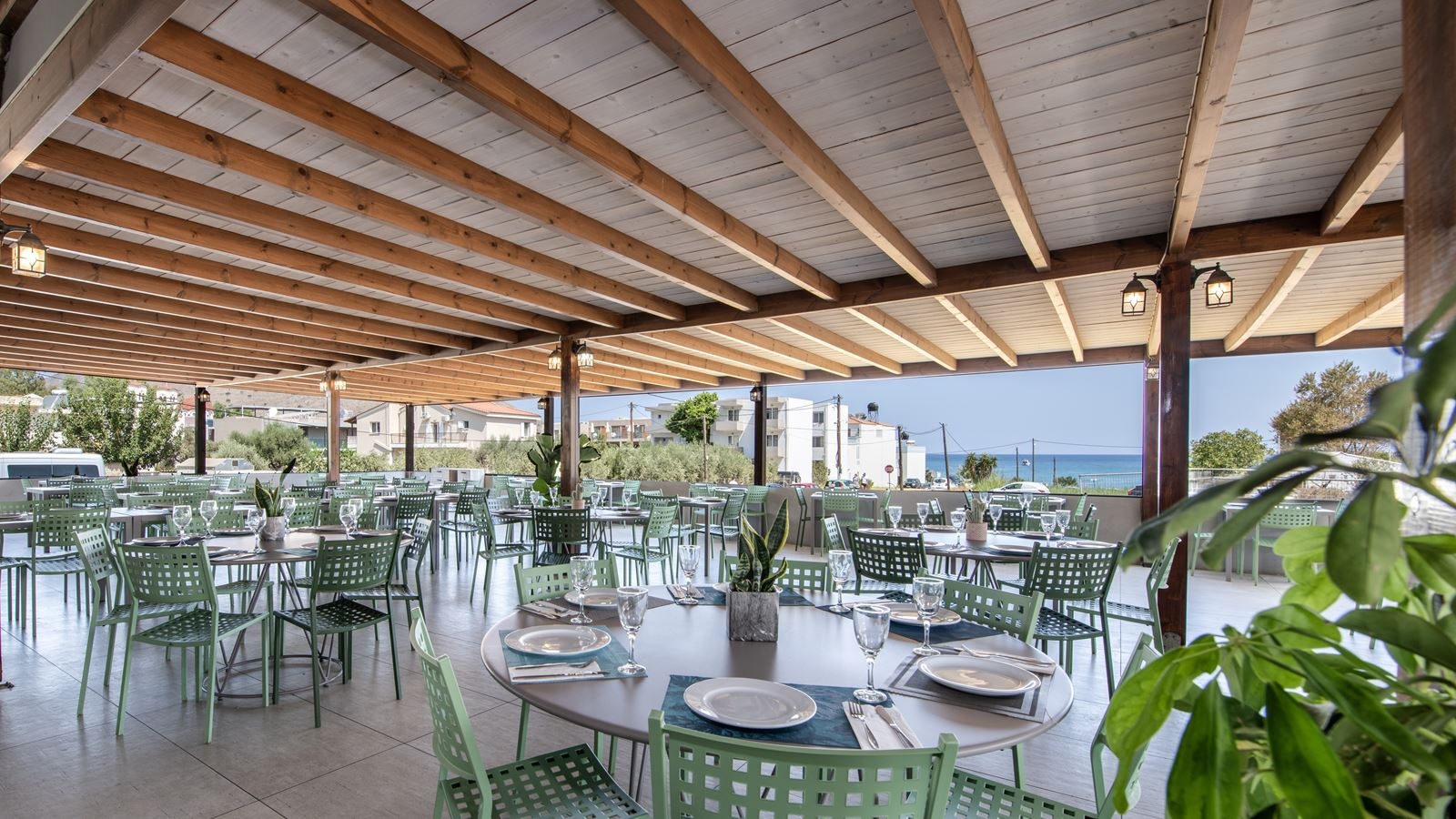 restaurants-neorio-main-restaurant