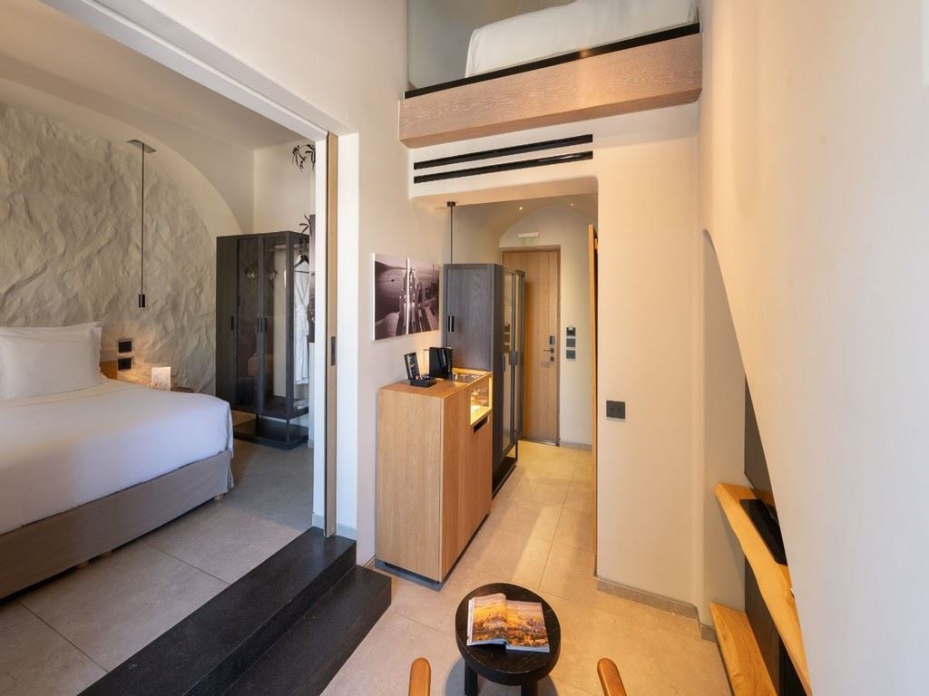 rooms-presidential-suite-with-balcony-mezzanine