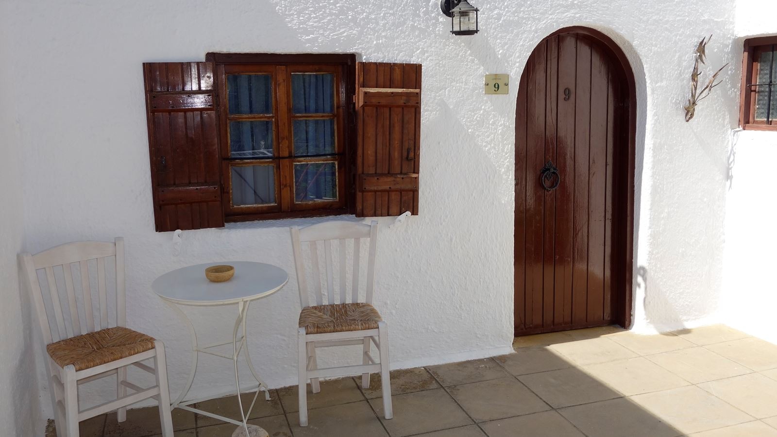 rooms-one-bedroom-apartment-garden-view