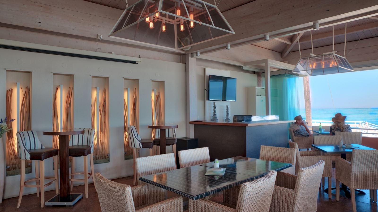 restaurants-main-restaurant