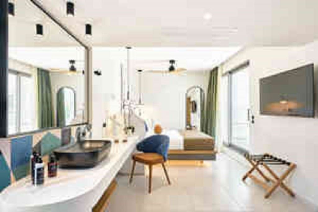 rooms-room-double-privategardenhydromassage-tub