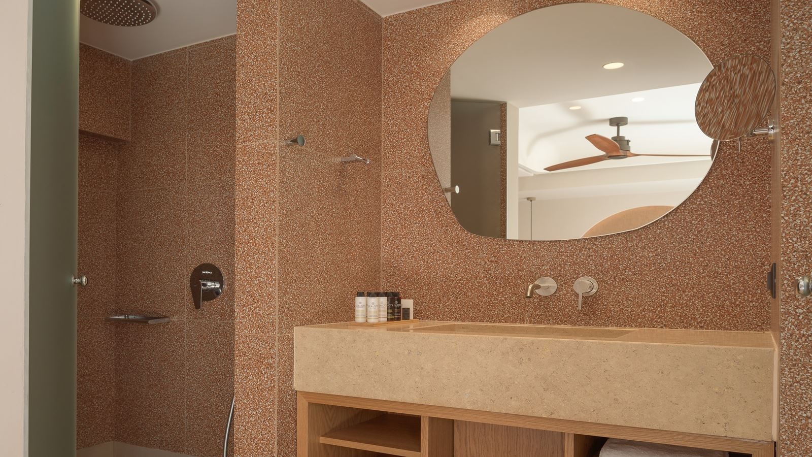 rooms-room-double-promo