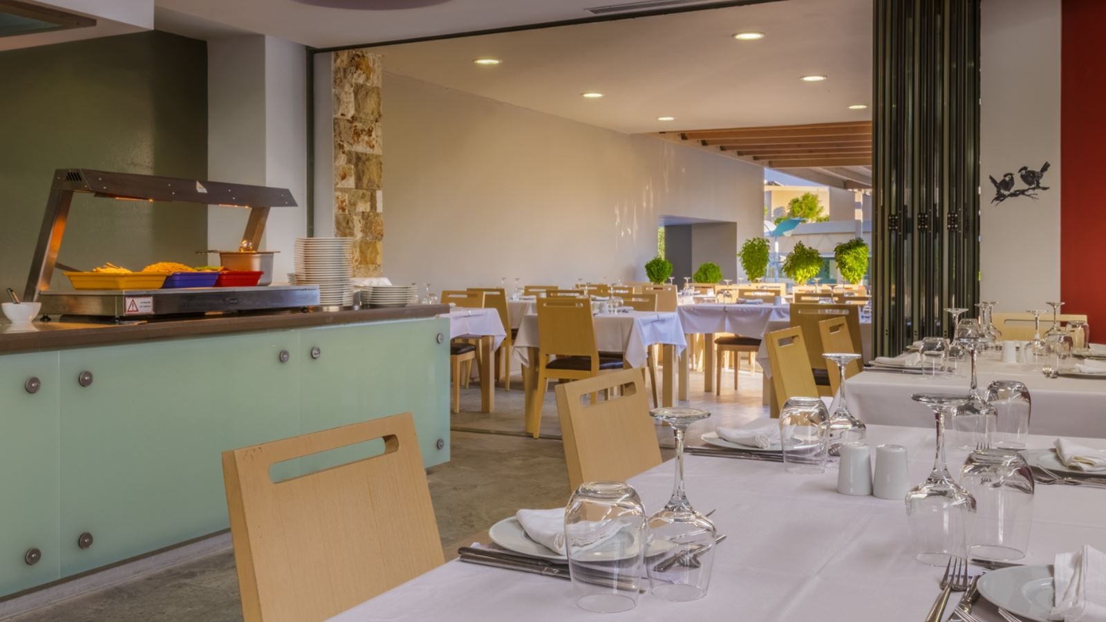 restaurants-red-elephant