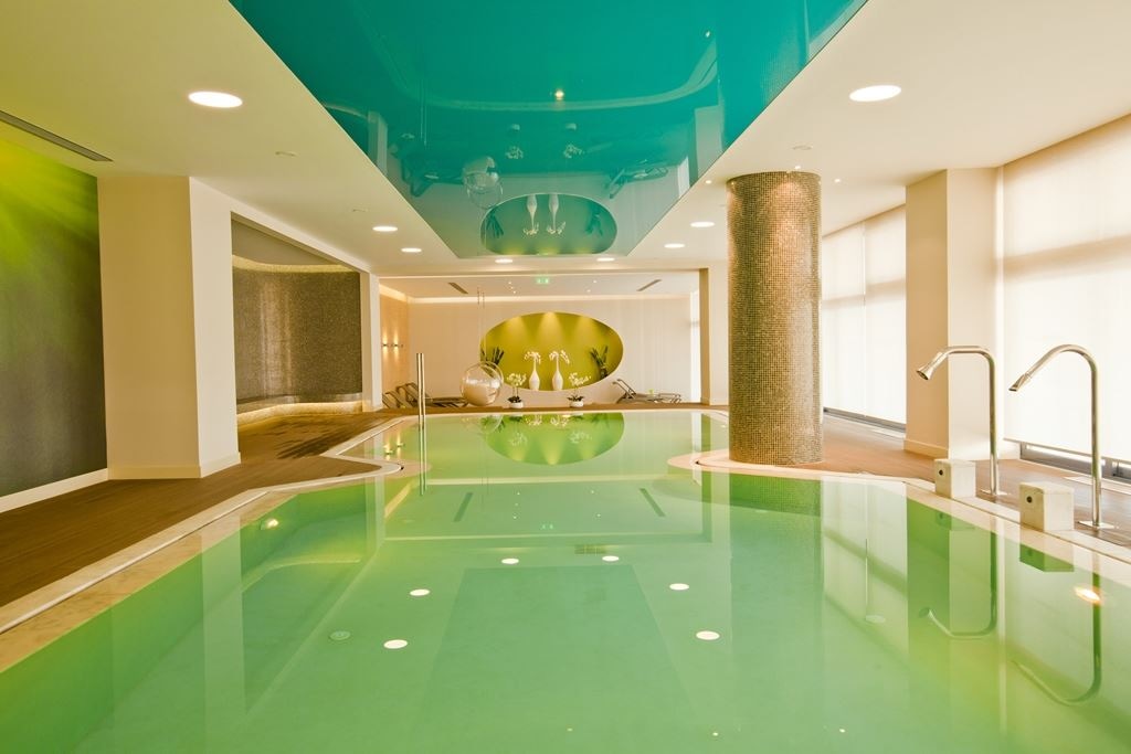 pools-indoor-pool