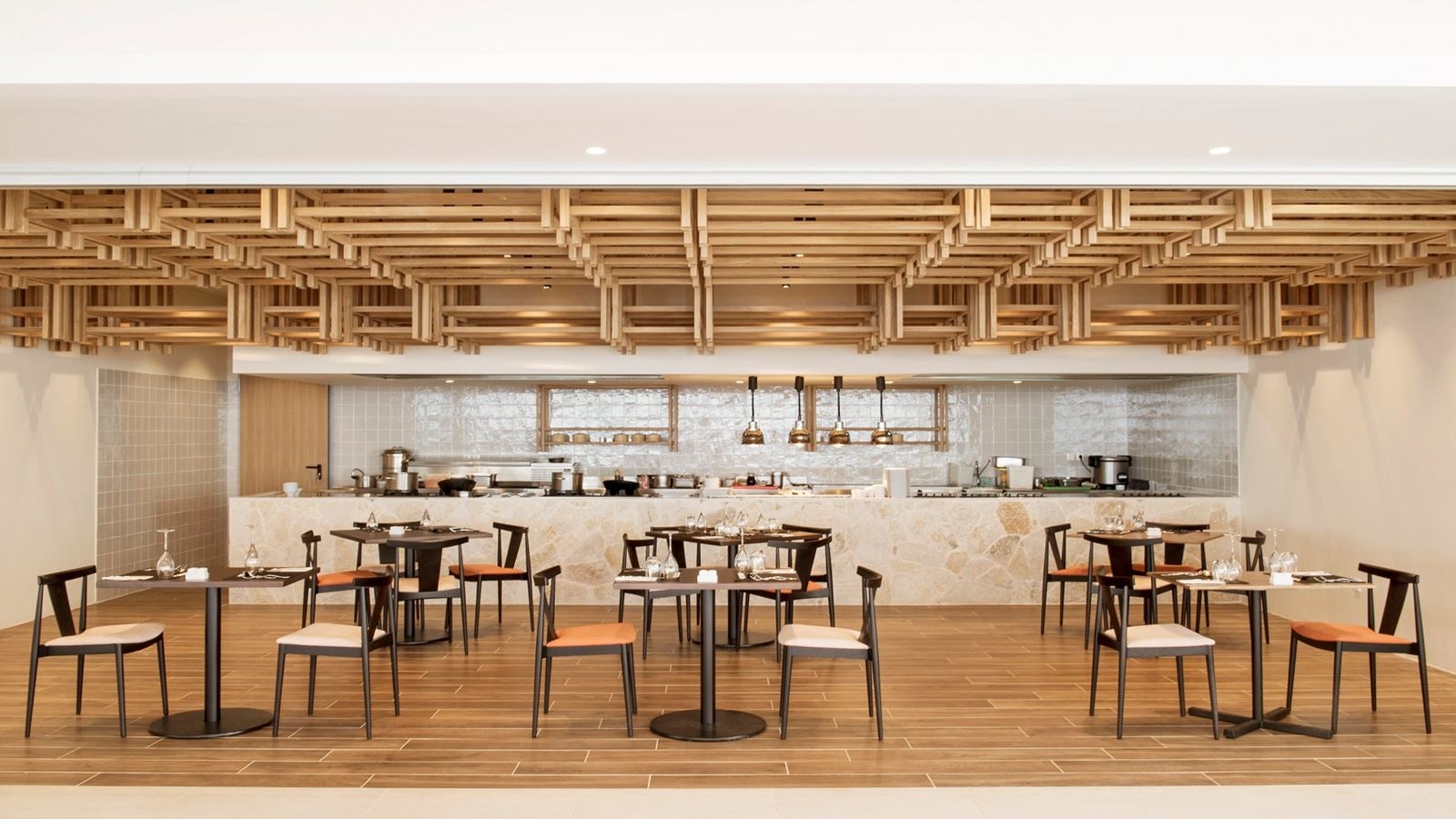 restaurants-main-restaurant