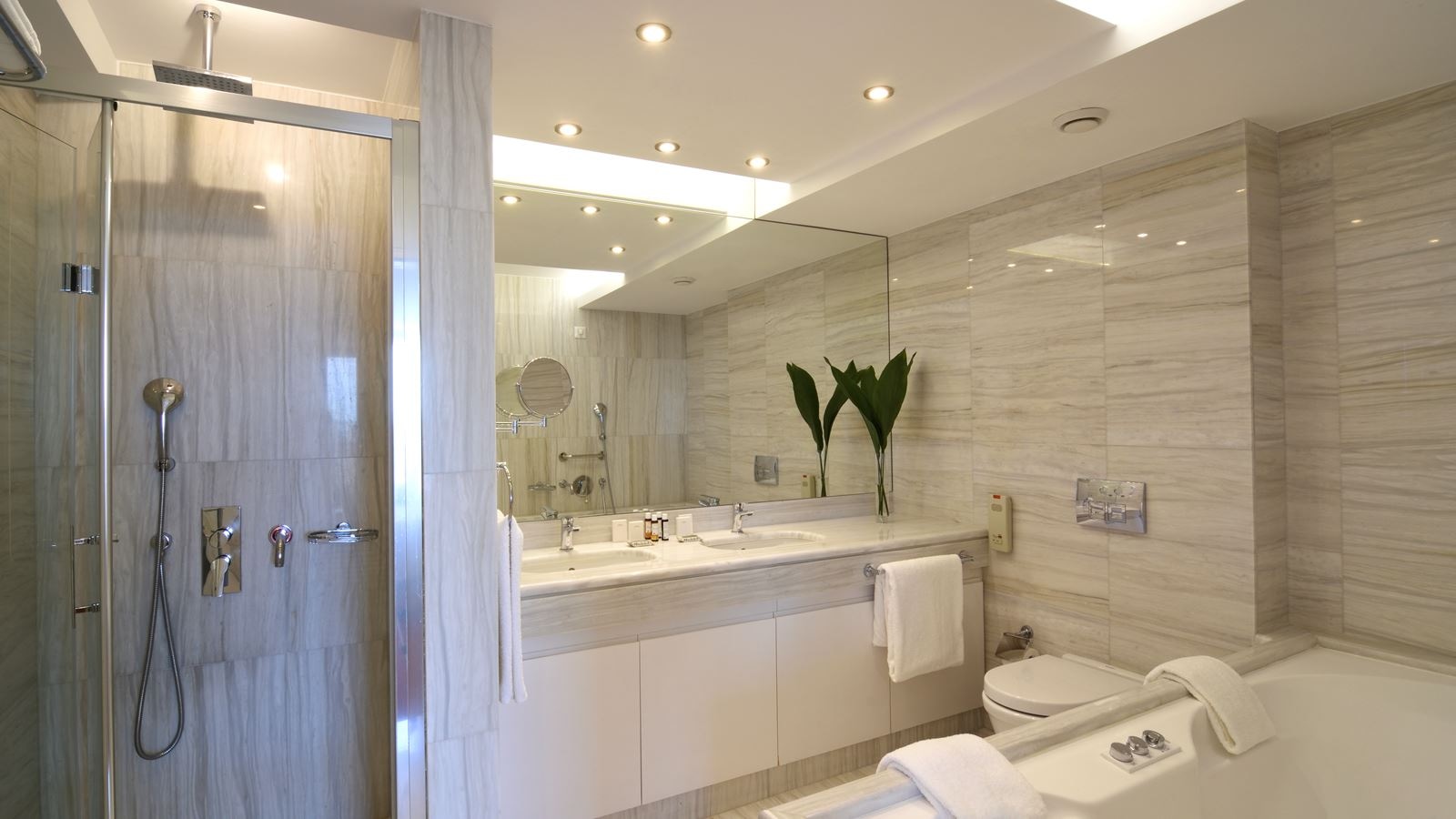rooms-twin-inner