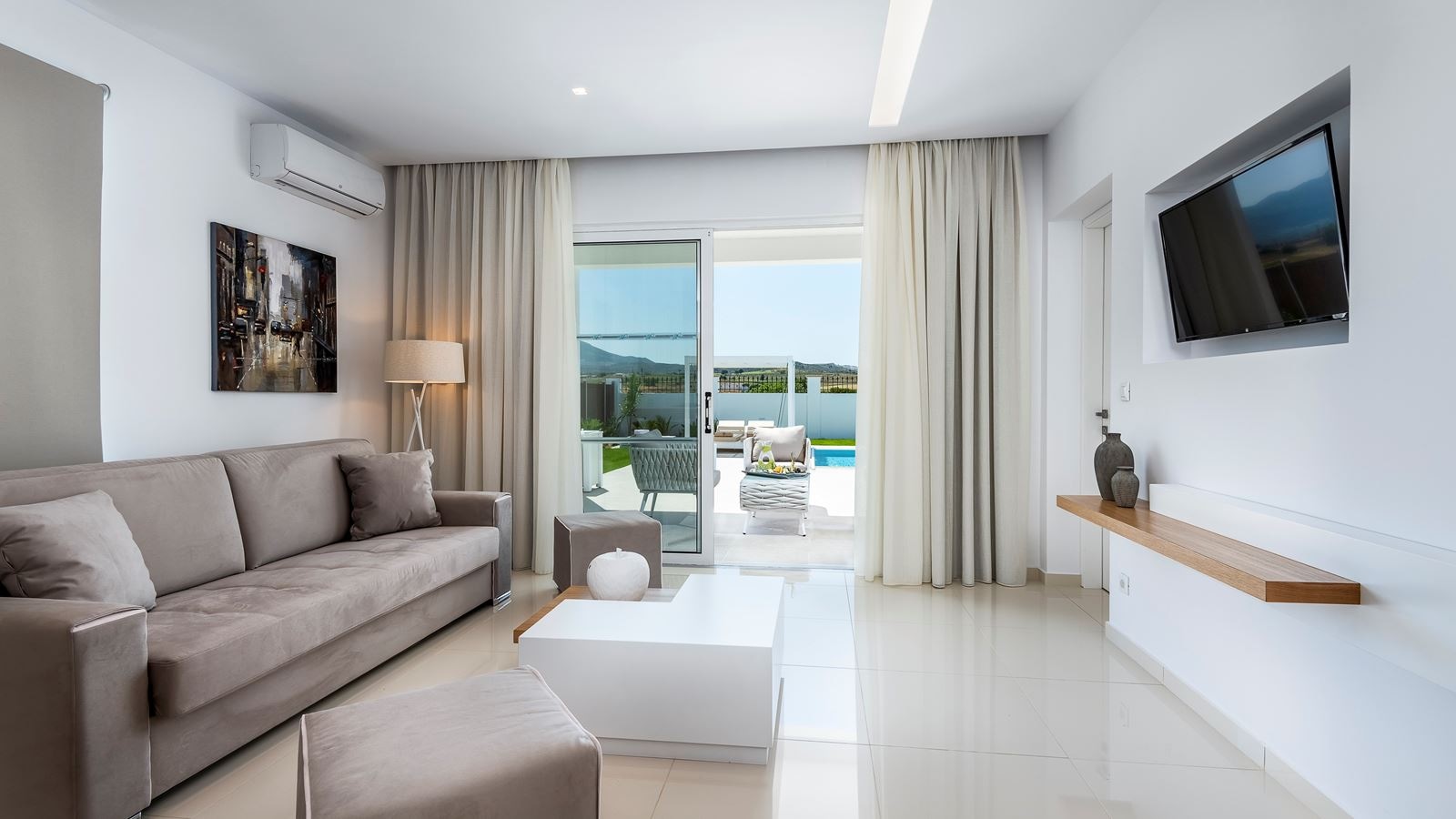 rooms-villa-with-private-pool