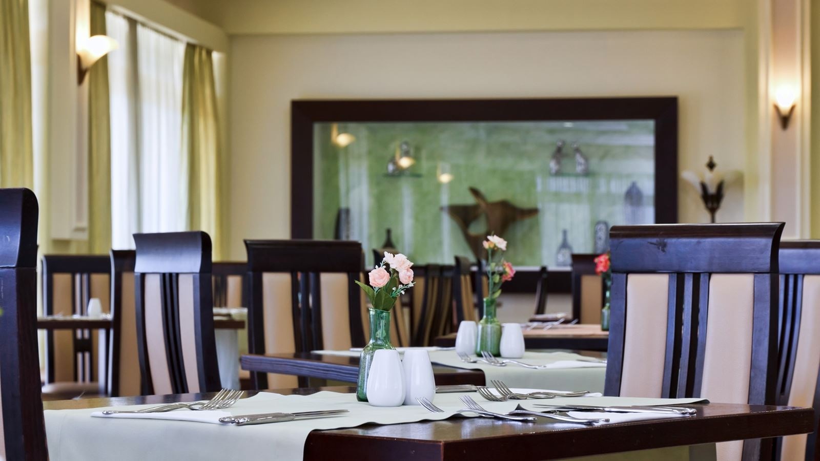 restaurants-main-restaurant