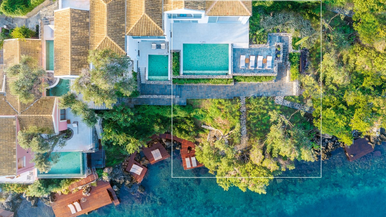 rooms-palazzo-di-lago-private-pool-on-the-rocs