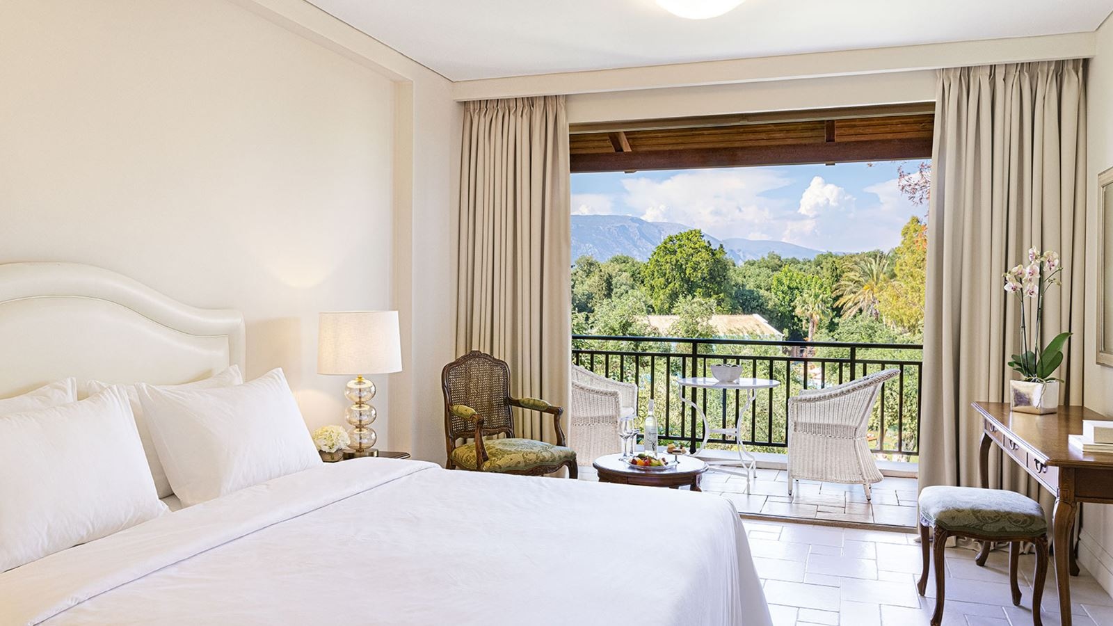 rooms-bungalow-garden-view