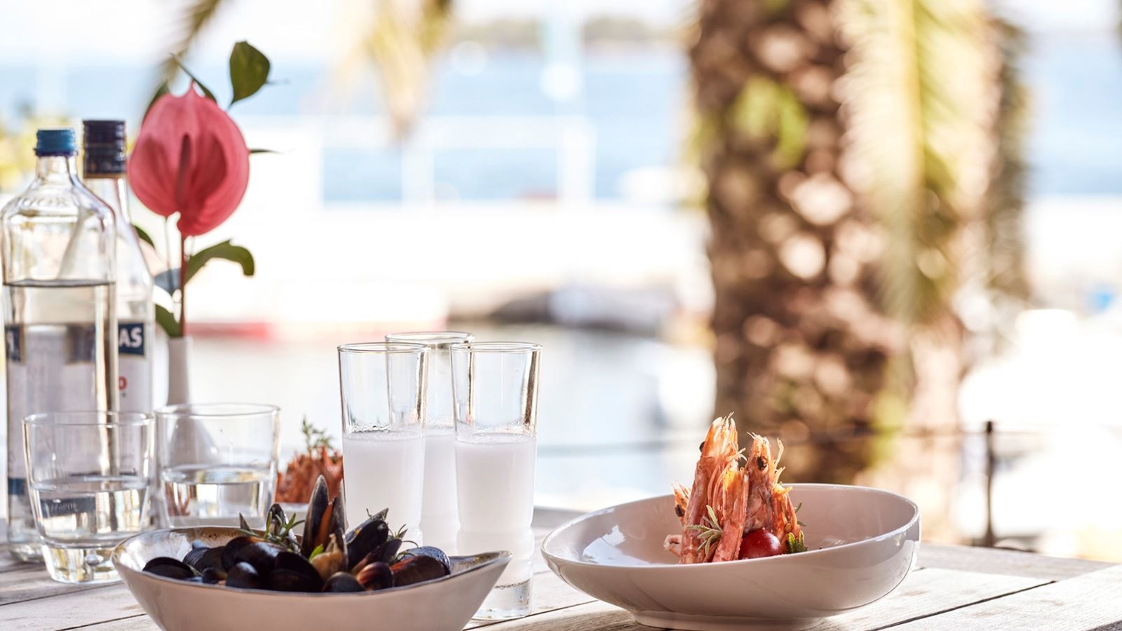 restaurants-parea-by-the-beach