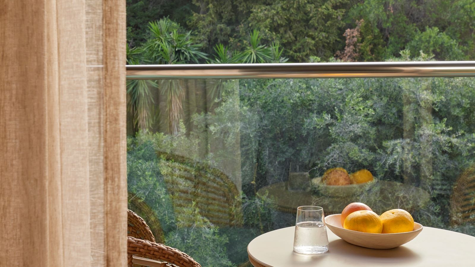 rooms-standard-room-garden-resort-view