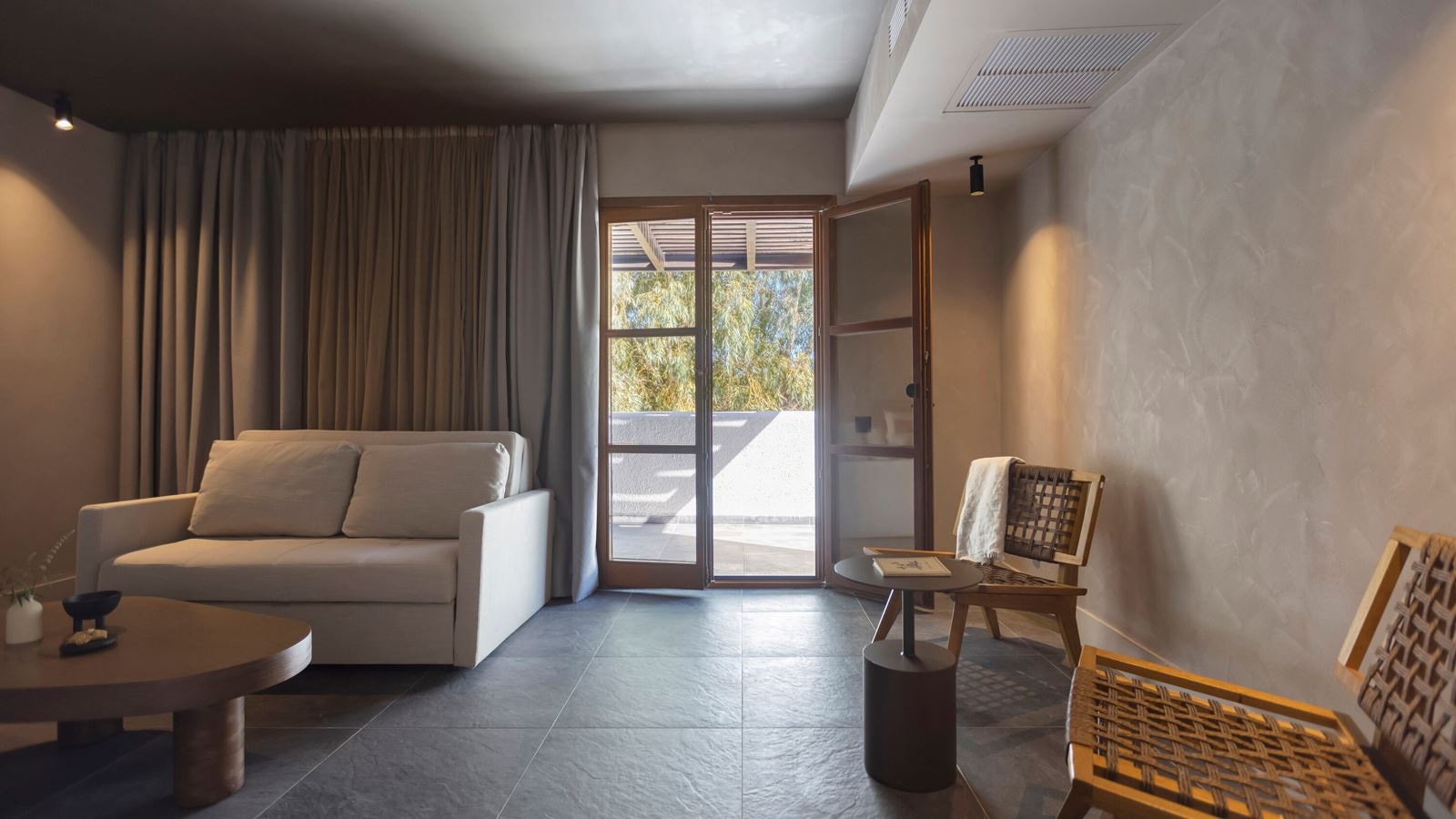 rooms-tropical-bungalow-suite