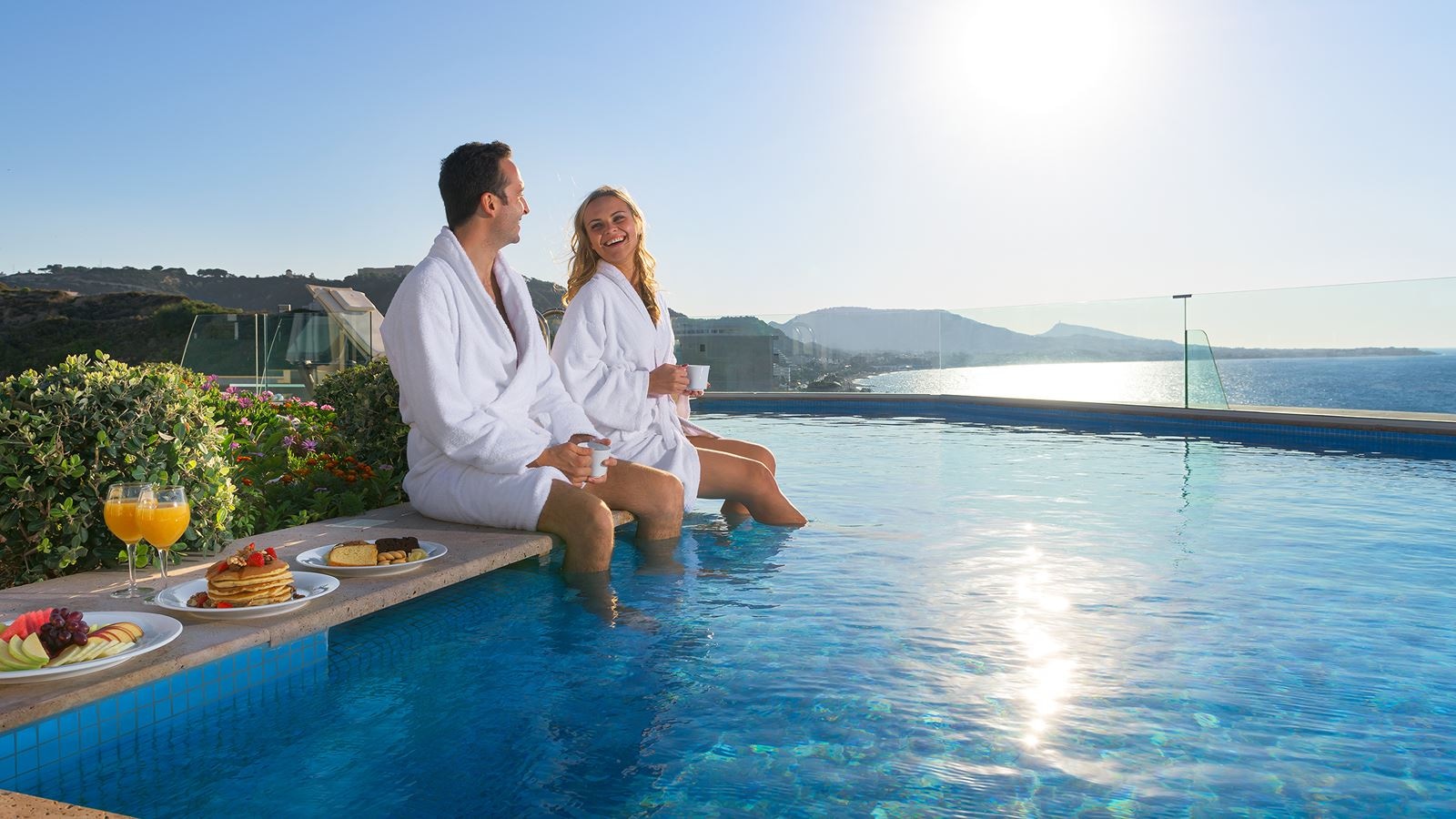 rooms-presidential-suite-sea-view-with-personal-pool-signature-collection