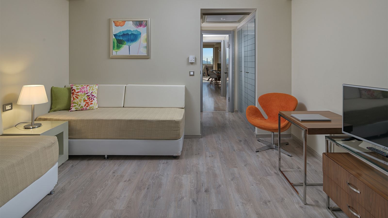 rooms-executive-family-suite-sea-view-with-personal-pool-signature-collection