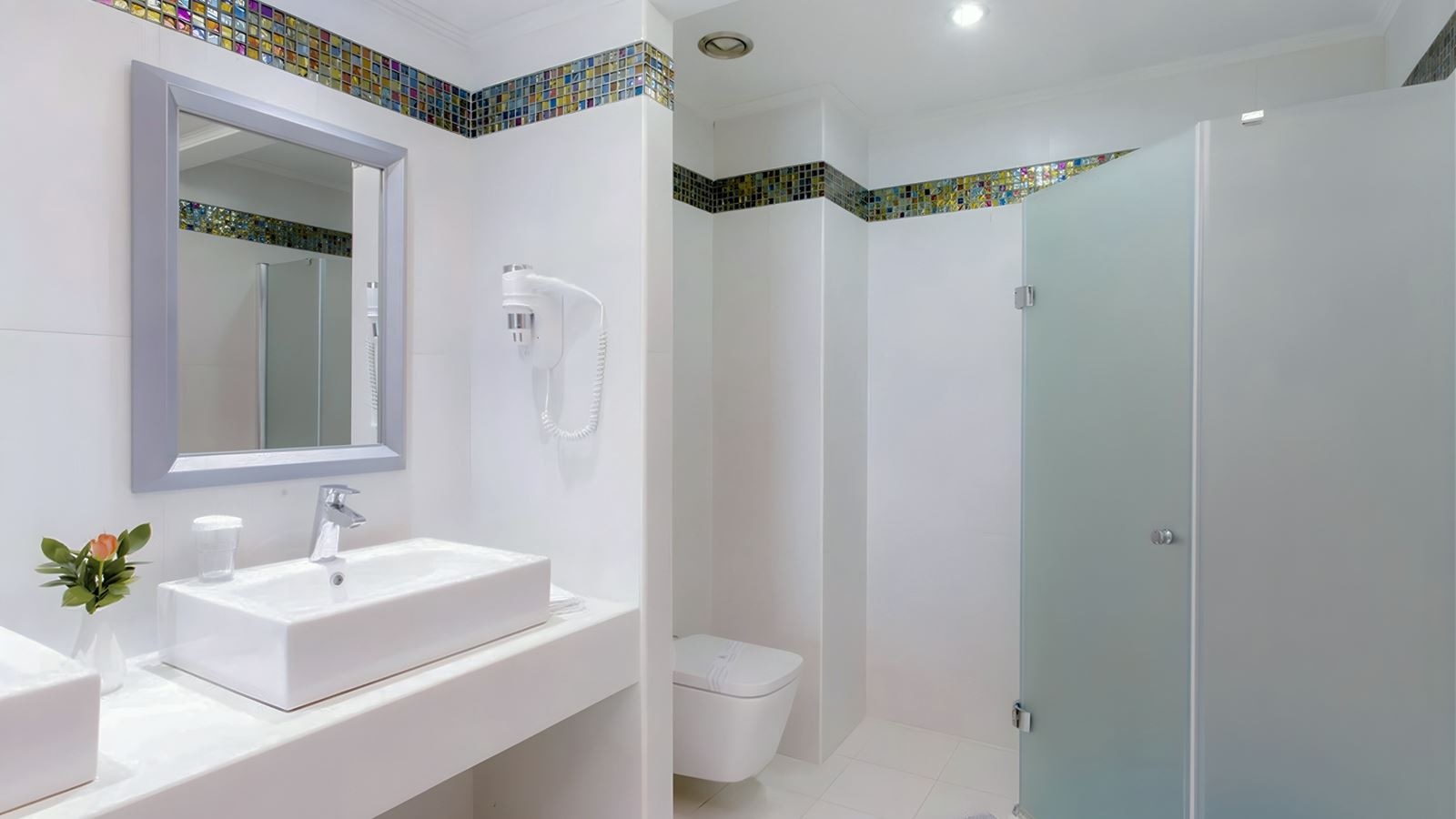 rooms-ambassador-suite-sea-view-with-personal-pool-signature-collection