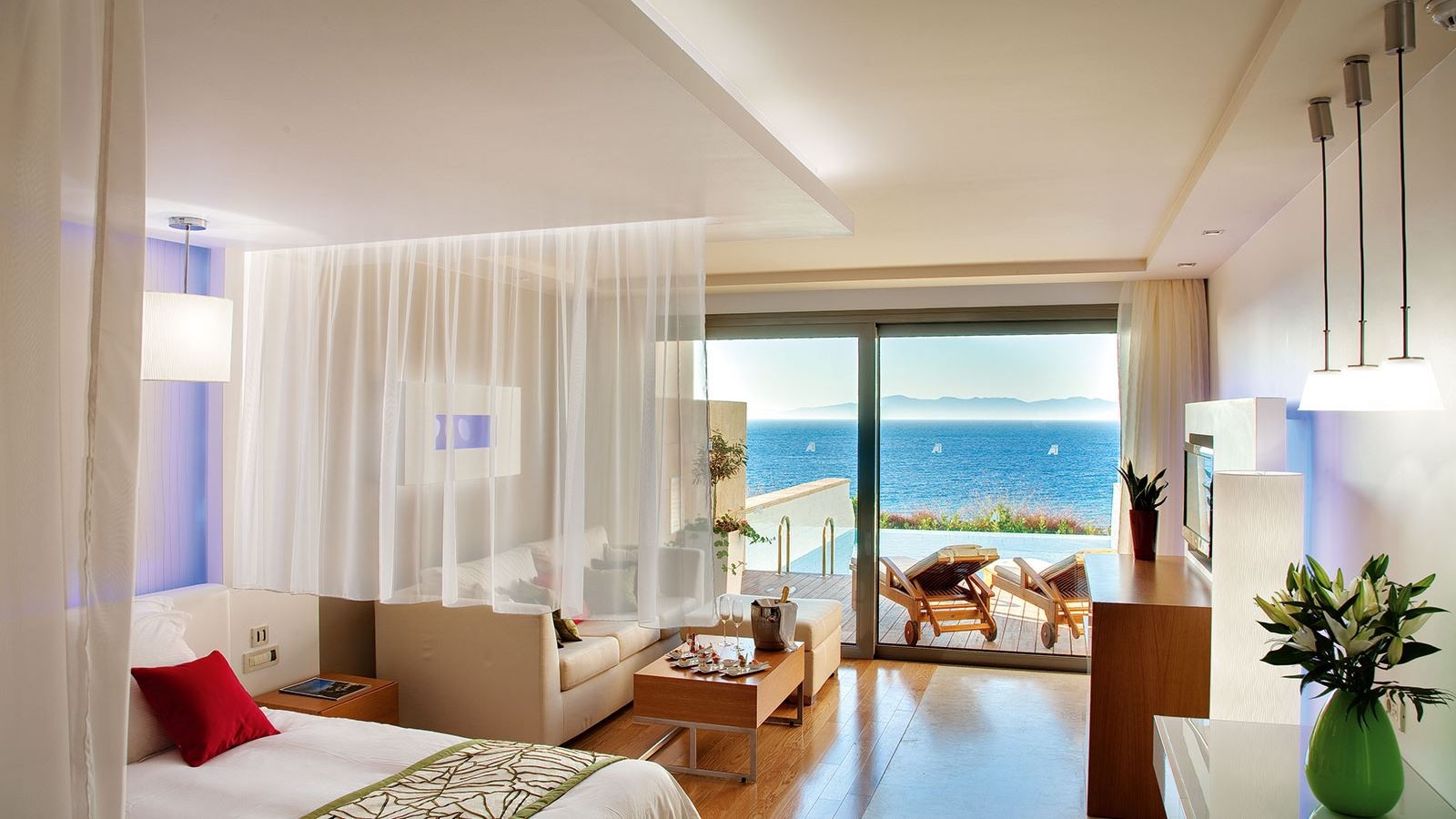 rooms-suite-presidential-private-pool