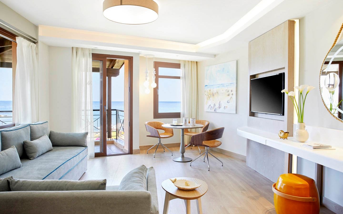 rooms-deluxe-suite-pv-or-sv