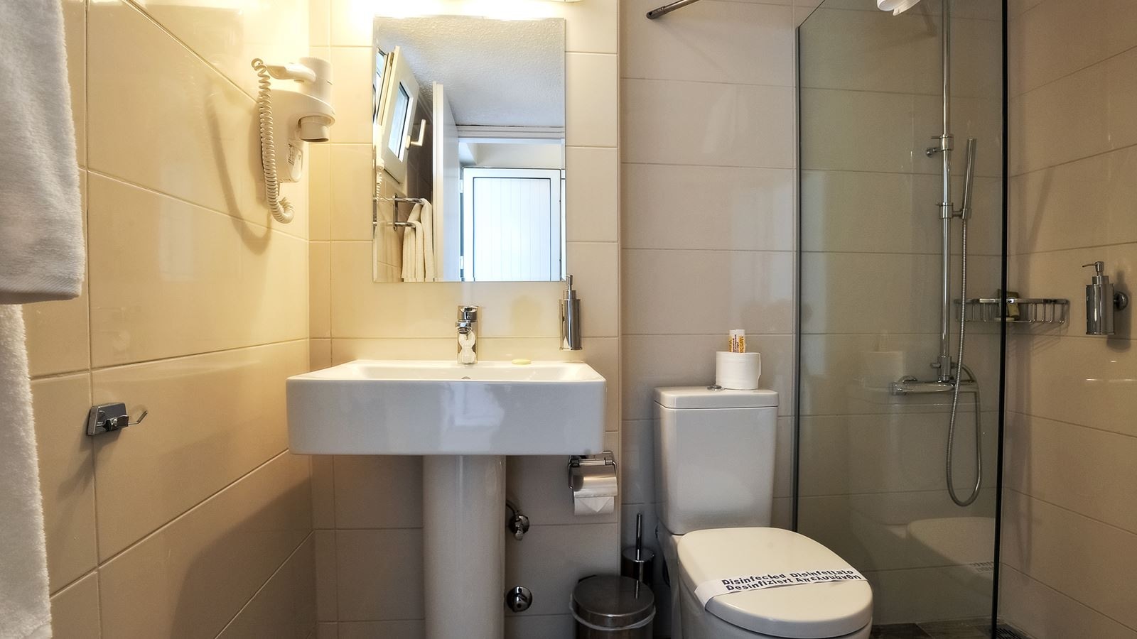 rooms-double-room-garden-view