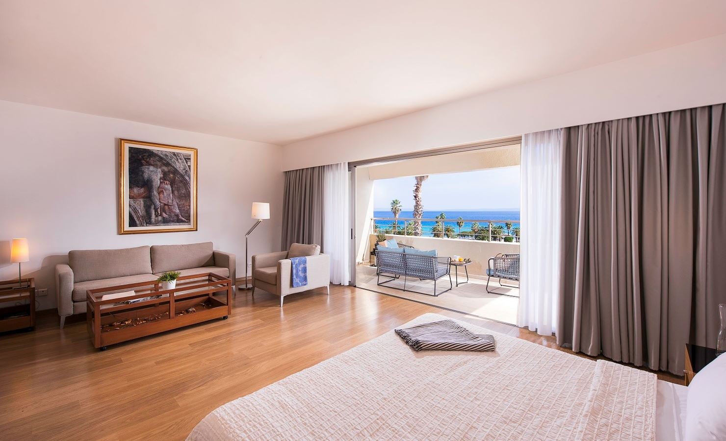 rooms-grand-suite-sea-view