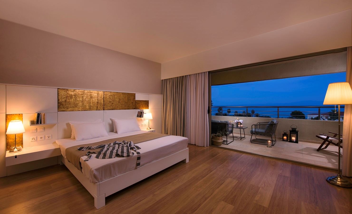 rooms-grand-suite-sea-view