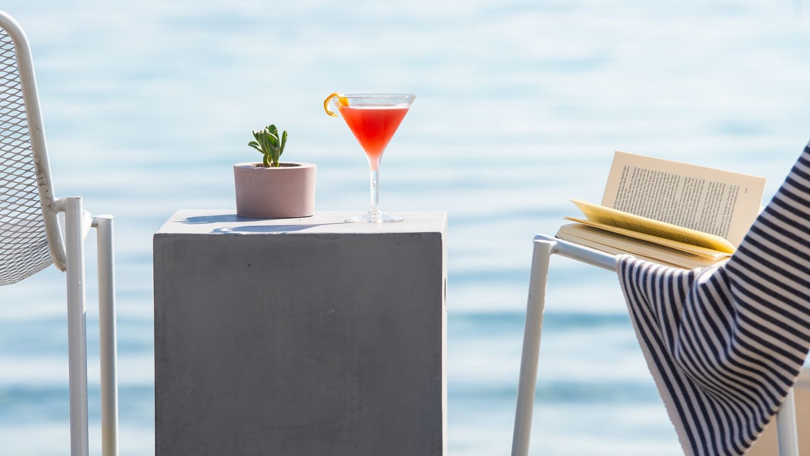 bars-ninemia-beach-bar