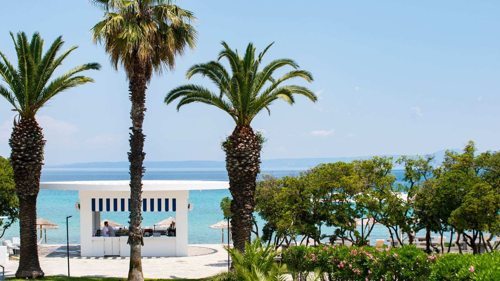 bars-ninemia-beach-bar