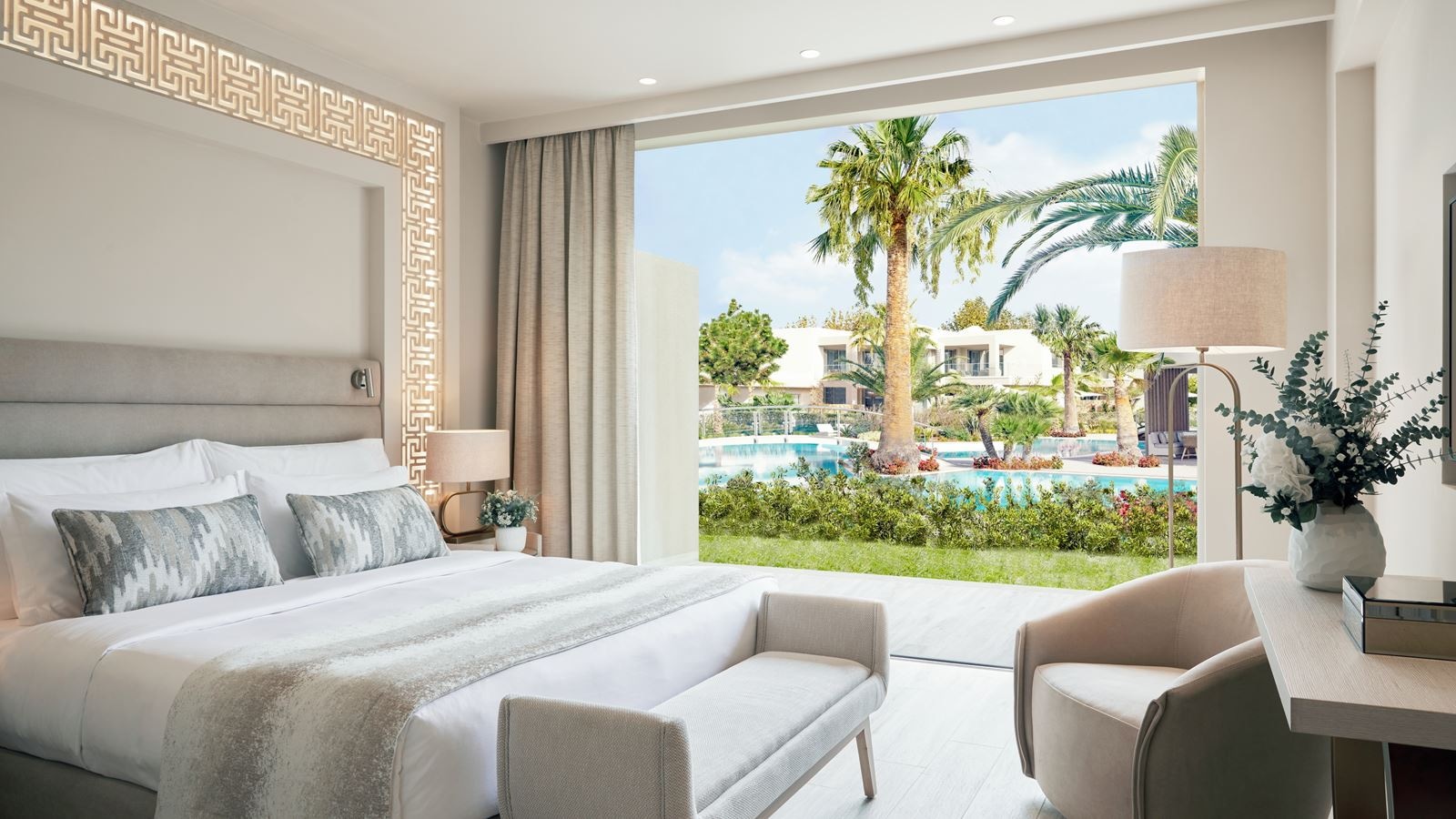 rooms-family-suite-private-garden-pool-view