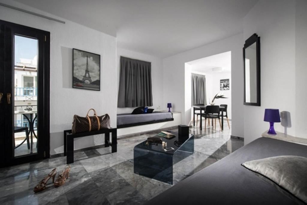 rooms-room-family-1-bedroom