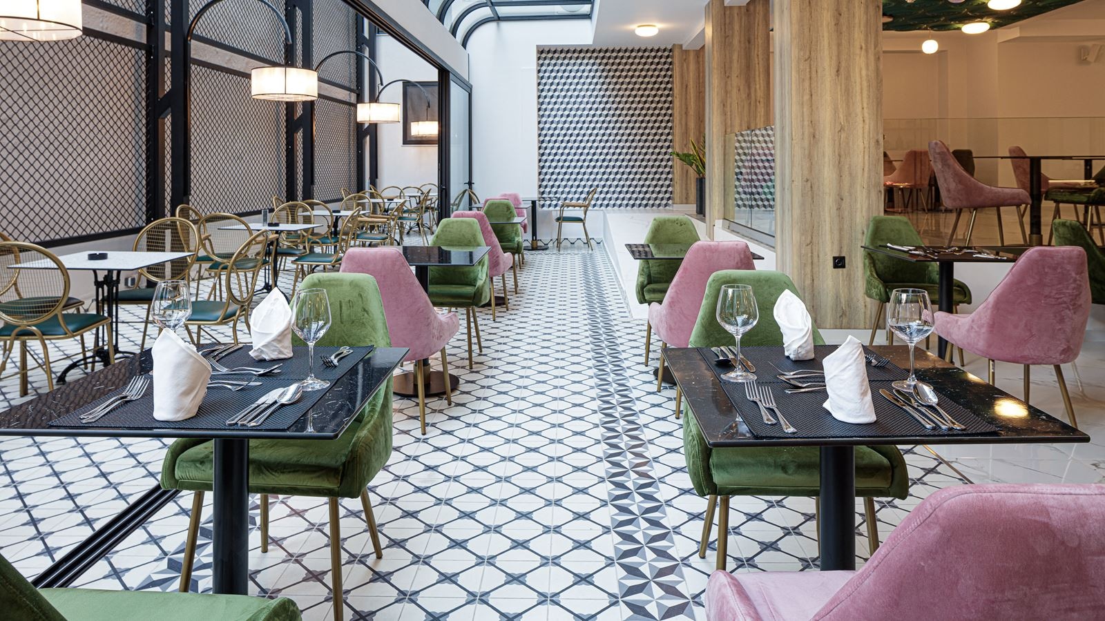 restaurants-main-restaurant