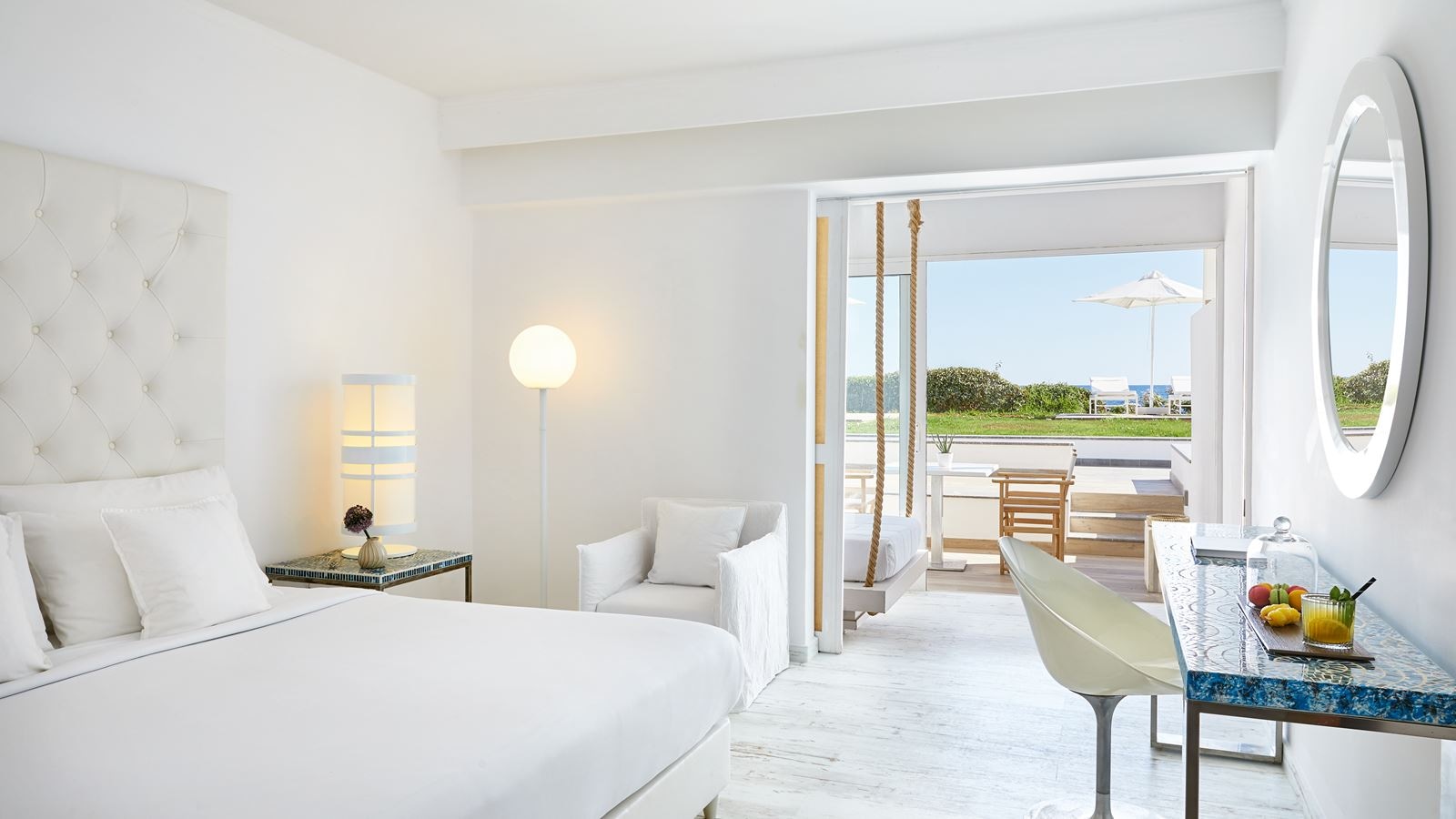 rooms-prestige-guestroom-sea-view-with-garden