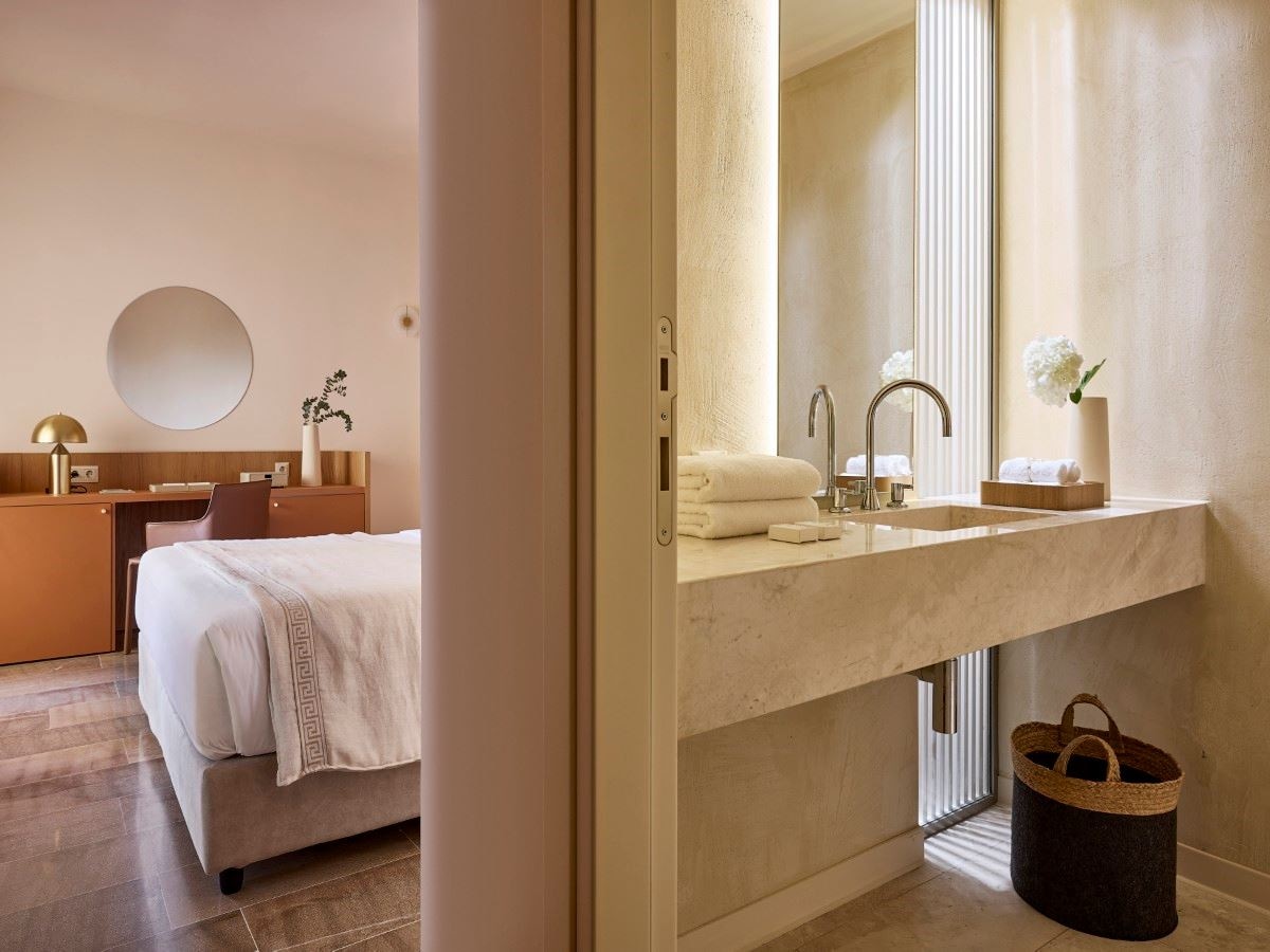 rooms-classic-premium-double-room-sea-view