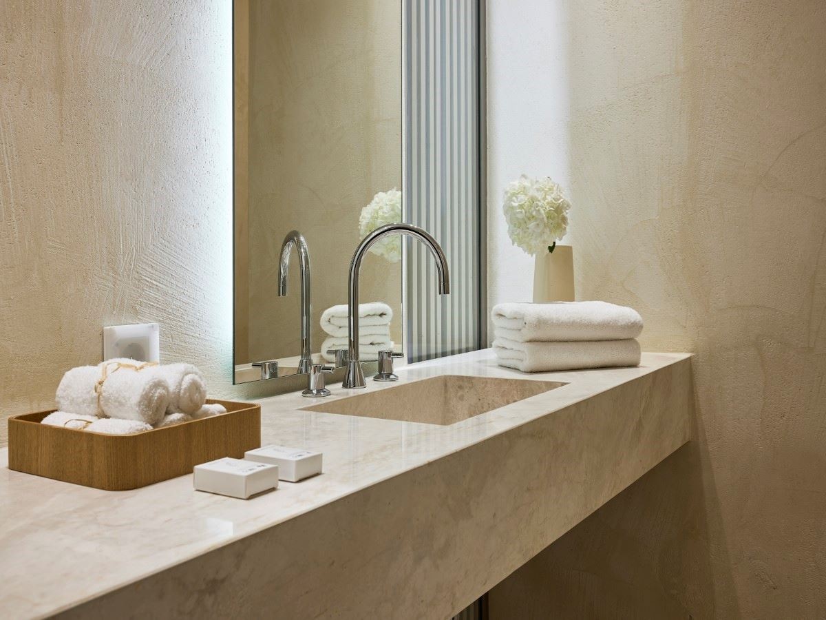 rooms-classic-premium-double-room-sea-view