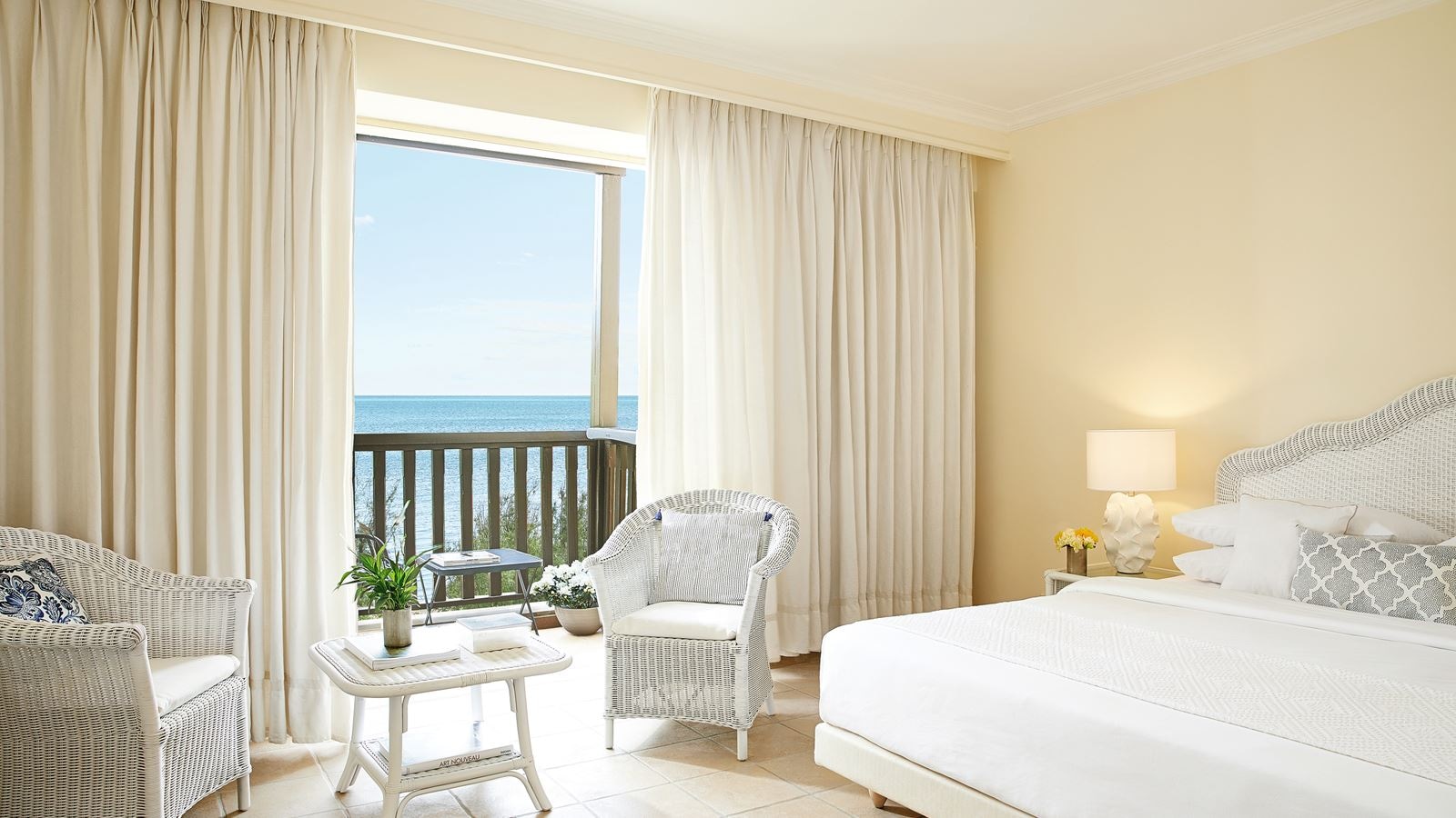 rooms-bungalow-family-sea-view