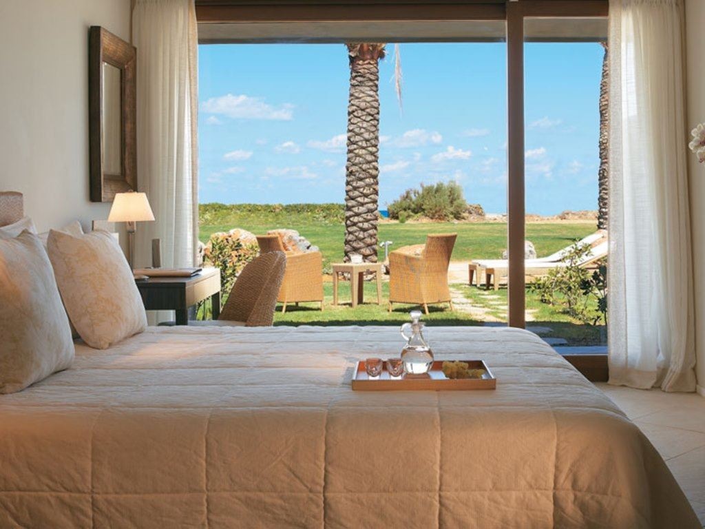 rooms-premium-bungalow-with-garden