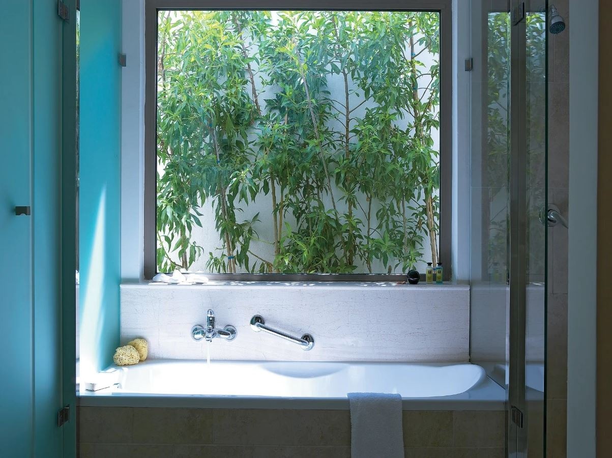 rooms-premium-bungalow-with-garden