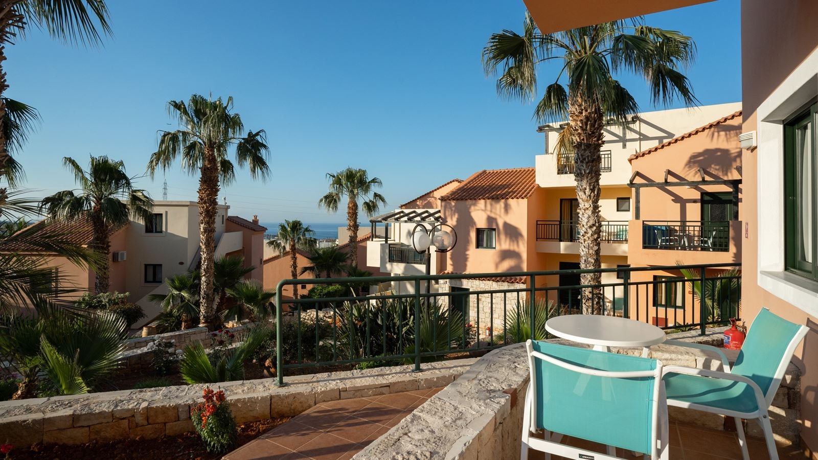 rooms-maisonette-with-garden-or-land-view