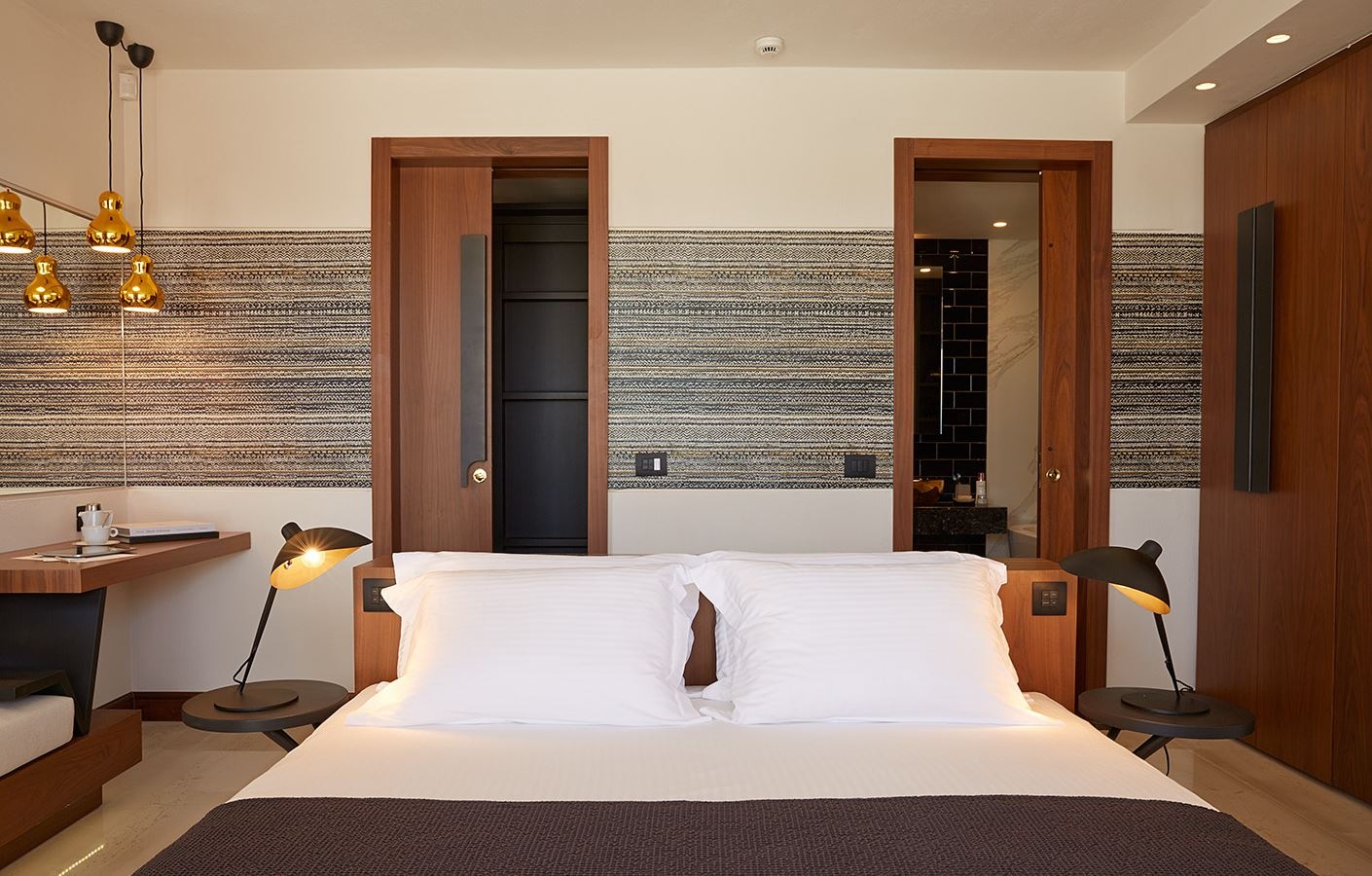 rooms-domes-luxury-residences-three-bedrooms-with-private-pool