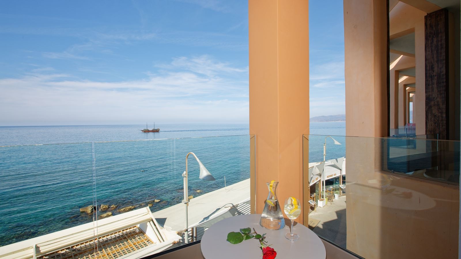 rooms-double-room-sea-view