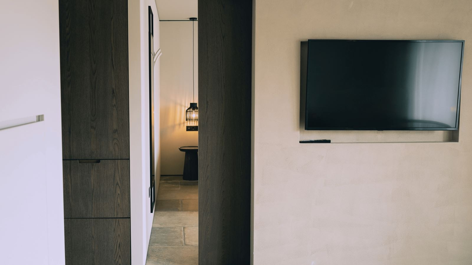 rooms-1-bedroom-island-suite-sea-view