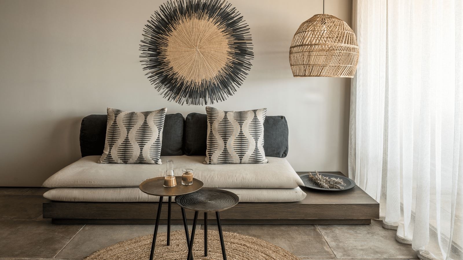 rooms-1-bedroom-infinity-blue-suite