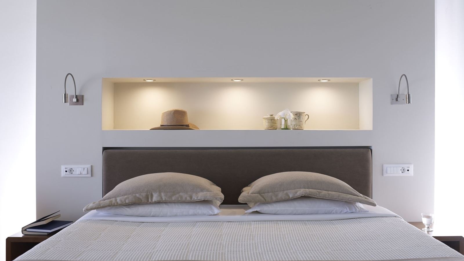 rooms-superior-room-sea-view-with-individual-pool