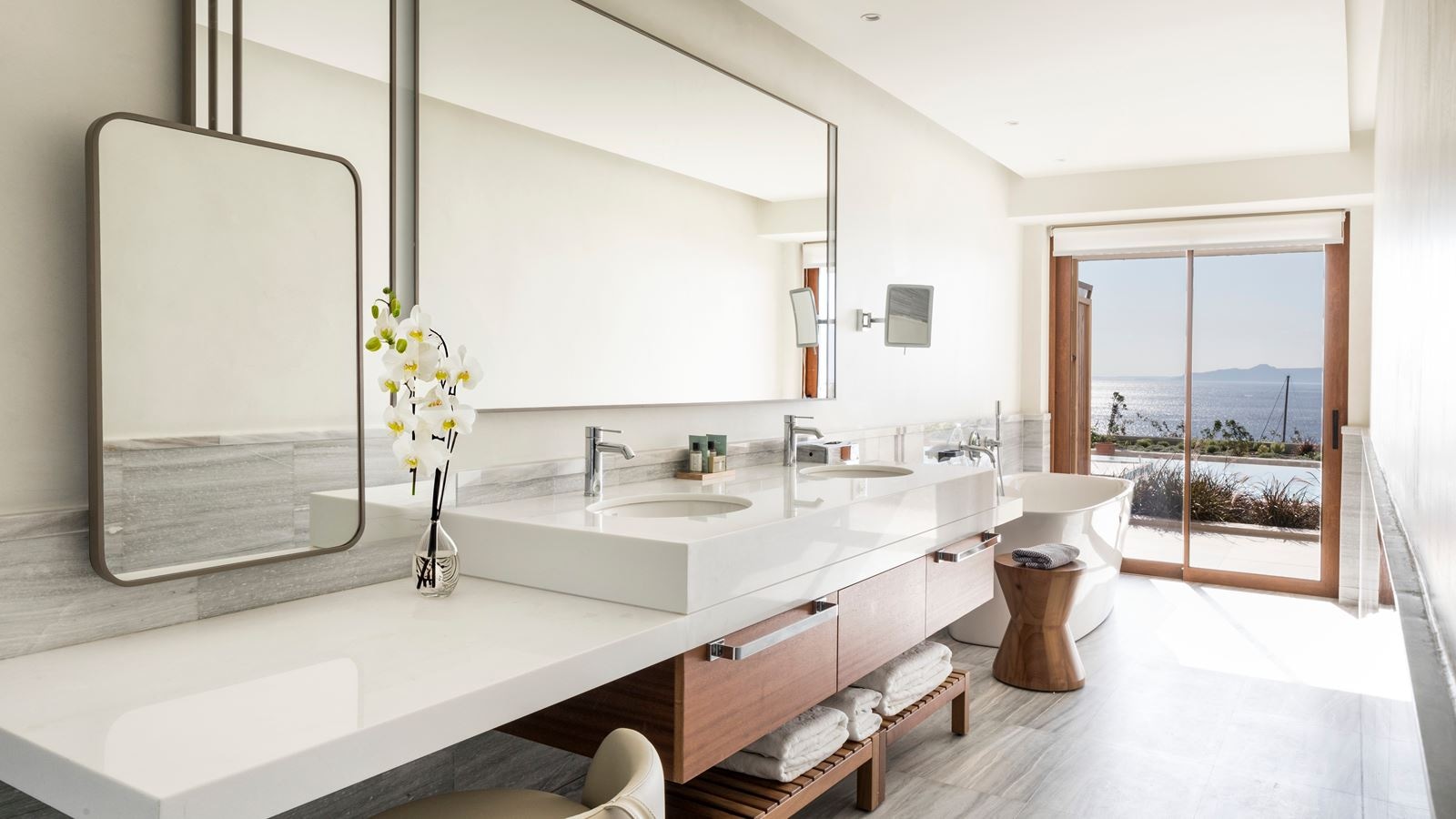 rooms-premium-junior-suite-sea-view