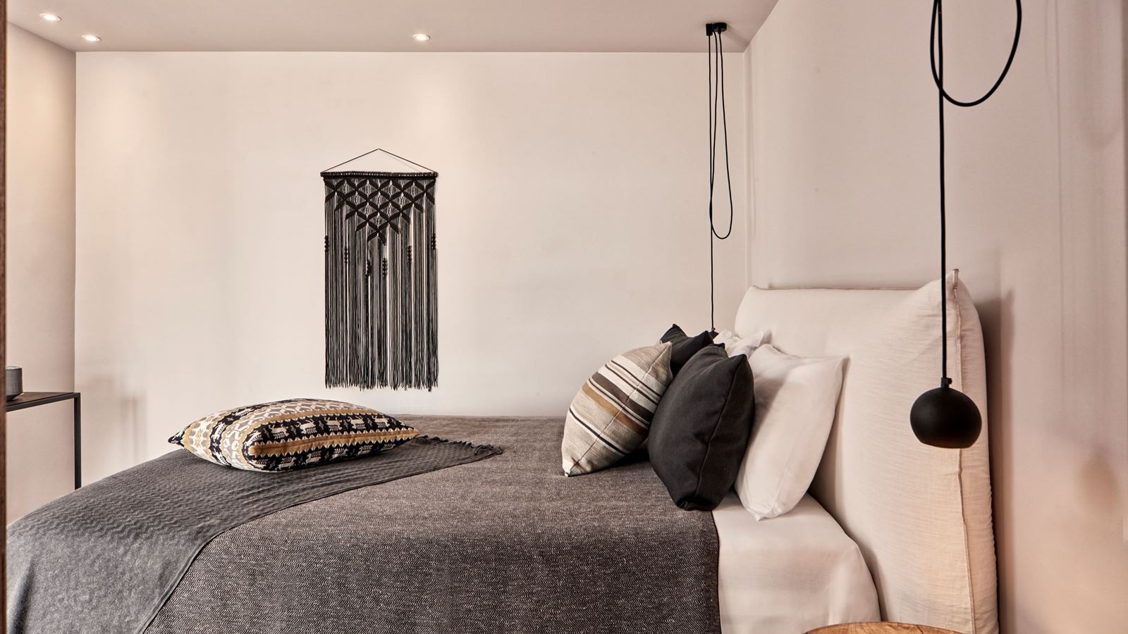 rooms-bungalow-sea-front