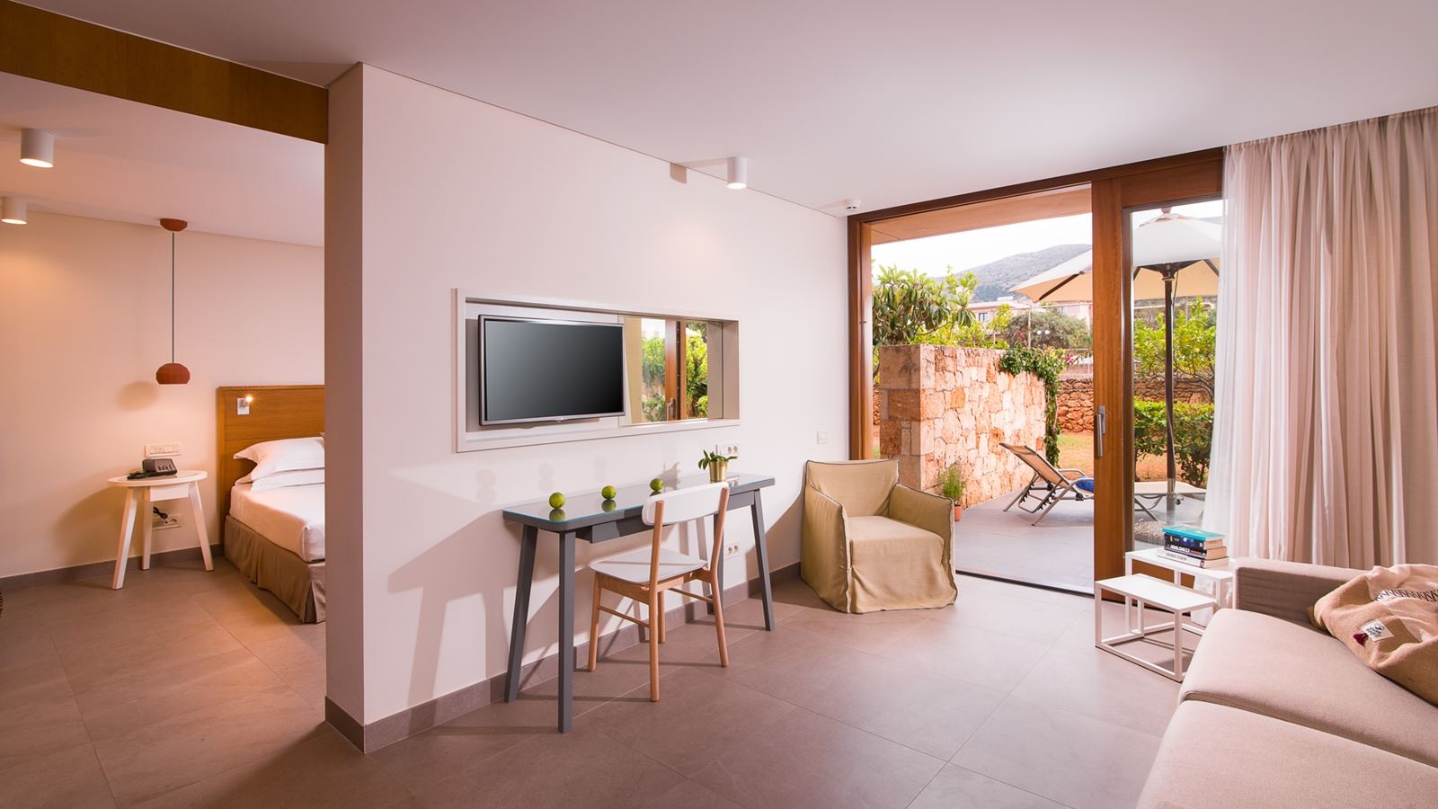 rooms-superior-family-hotelbungalow-suite-garden-view