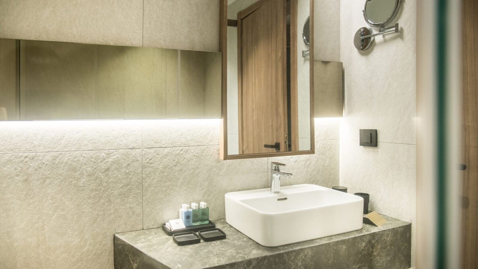 rooms-clasic-double-seaview-balcony