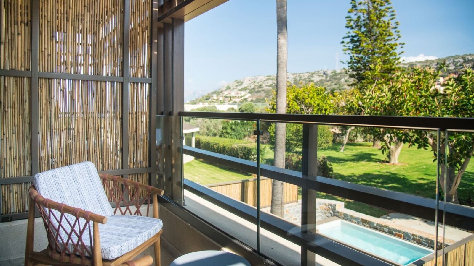 rooms-classic-singleuse-gardenview