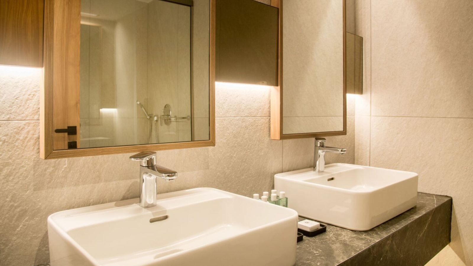 rooms-classic-double-gardenview-privatepool