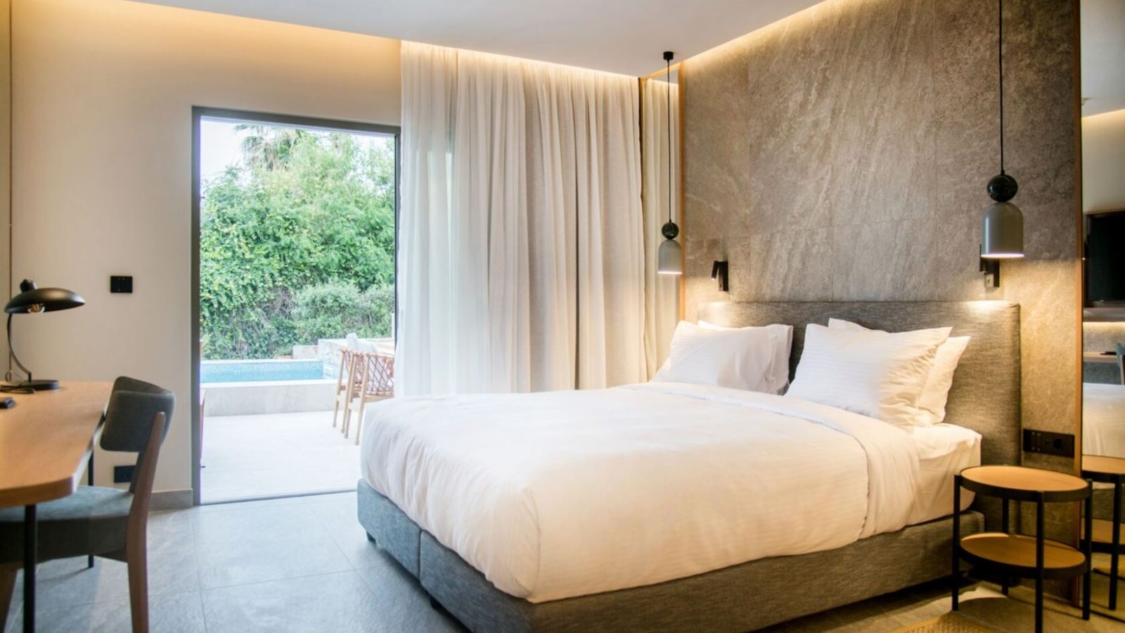 rooms-sanctuary-suite-seaview-privatepool