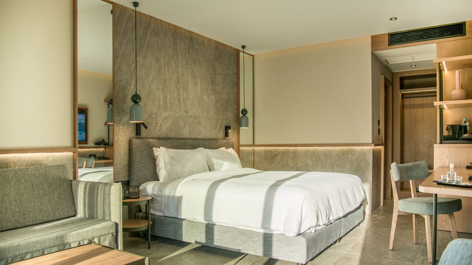 rooms-petite-suite-gardenview